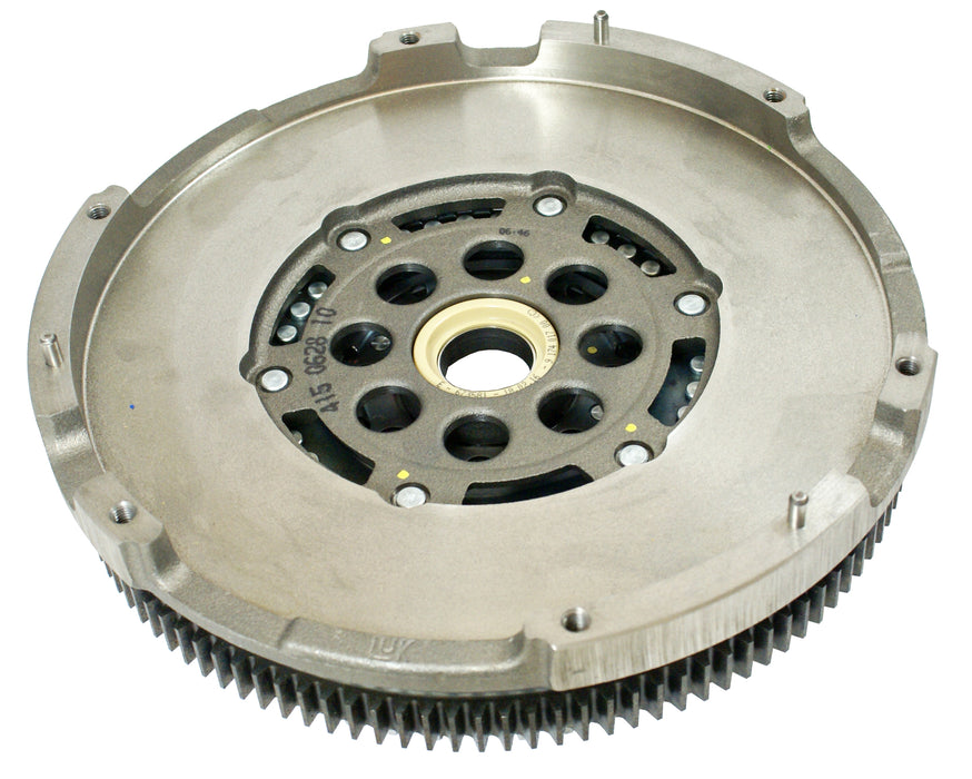 Clutch Industries Premium OEM Replacement Clutch Kit & OE Style Dual Mass Flywheel - DMF3032N-CSC