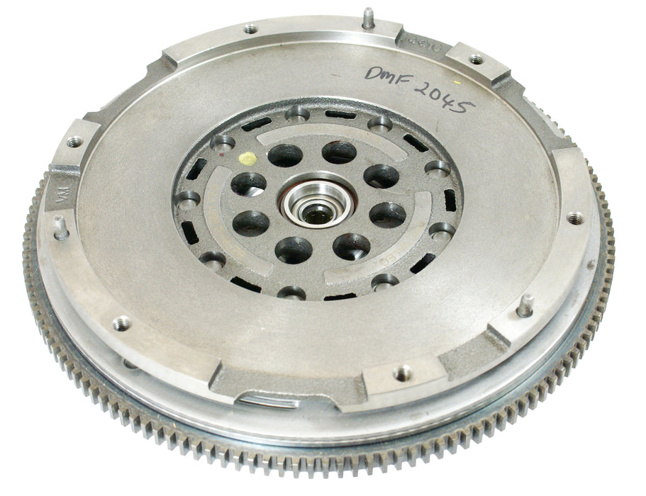 Clutch Industries Premium OEM Replacement Clutch Kit & OE Style Dual Mass Flywheel - DMF2200N-CSC