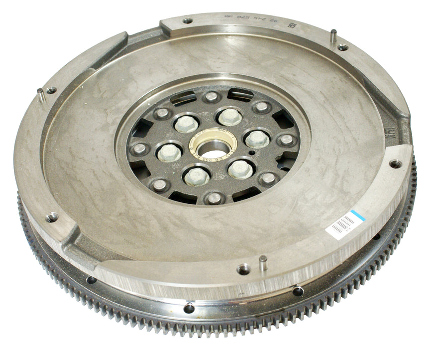 Clutch Industries Premium OEM Replacement Clutch Kit & OE Style Dual Mass Flywheel - DMF2781N-CSC