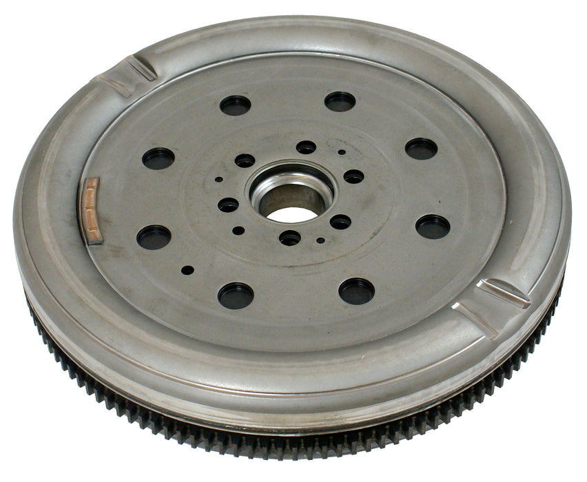 Clutch Industries Premium OEM Replacement Clutch Kit & OE Style Dual Mass Flywheel - DMF2552N