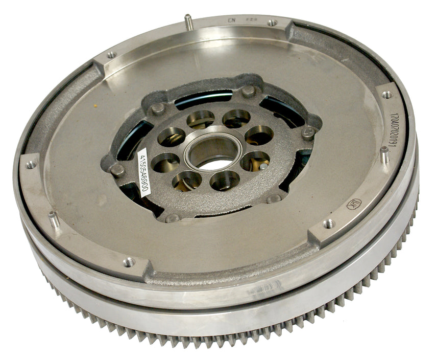 Clutch Industries Premium OEM Replacement Clutch Kit & OE Style Dual Mass Flywheel - DMF2867N