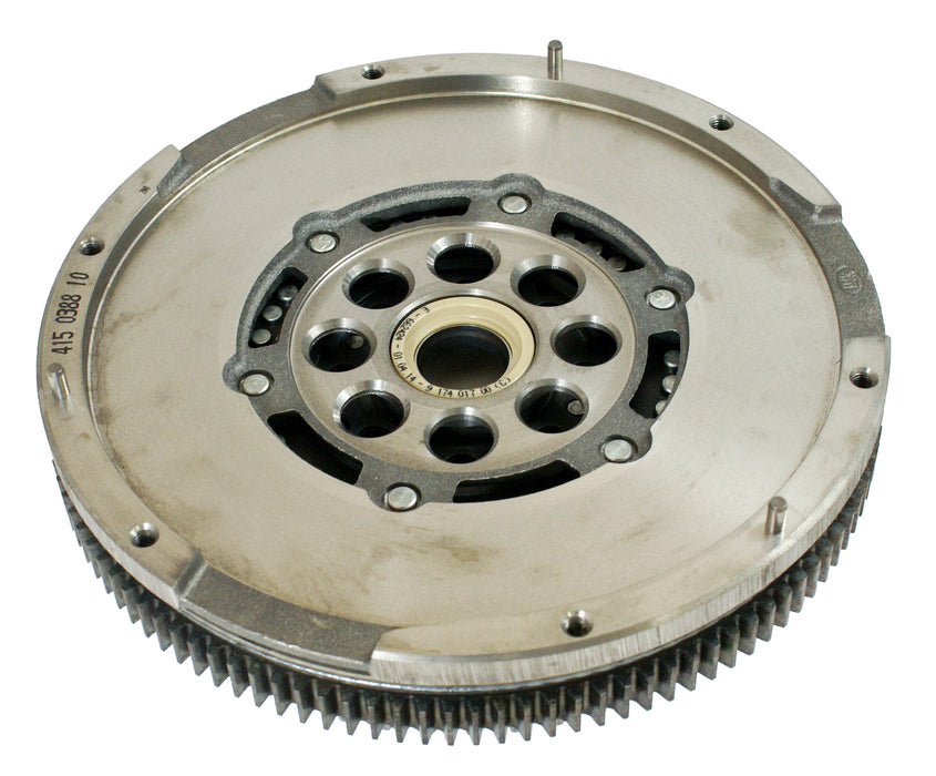 Clutch Industries Premium OEM Replacement Clutch Kit & OE Style Dual Mass Flywheel - DMF2603N-CSC