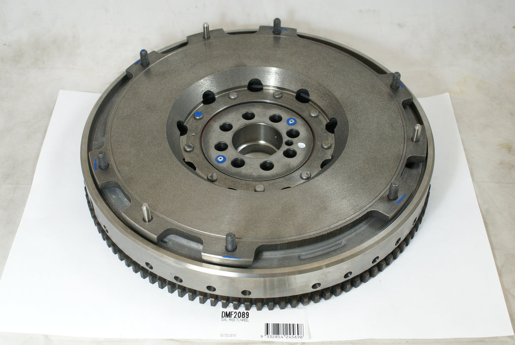Clutch Industries Premium OEM Replacement Clutch Kit & OE Style Dual Mass Flywheel - DMF2001N